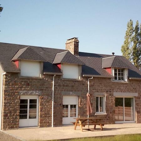 Gite De La Hudardiere Villa Le Mesnil-Ozenne Bagian luar foto