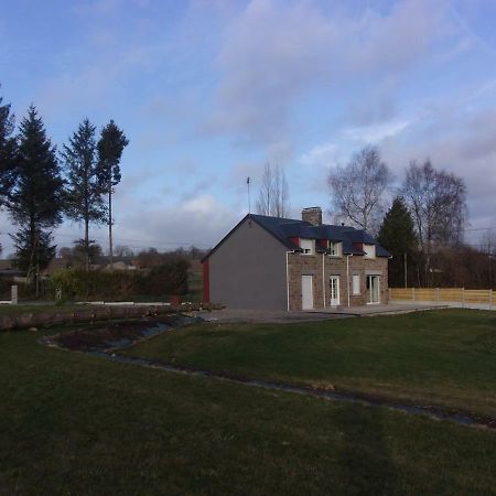 Gite De La Hudardiere Villa Le Mesnil-Ozenne Bagian luar foto